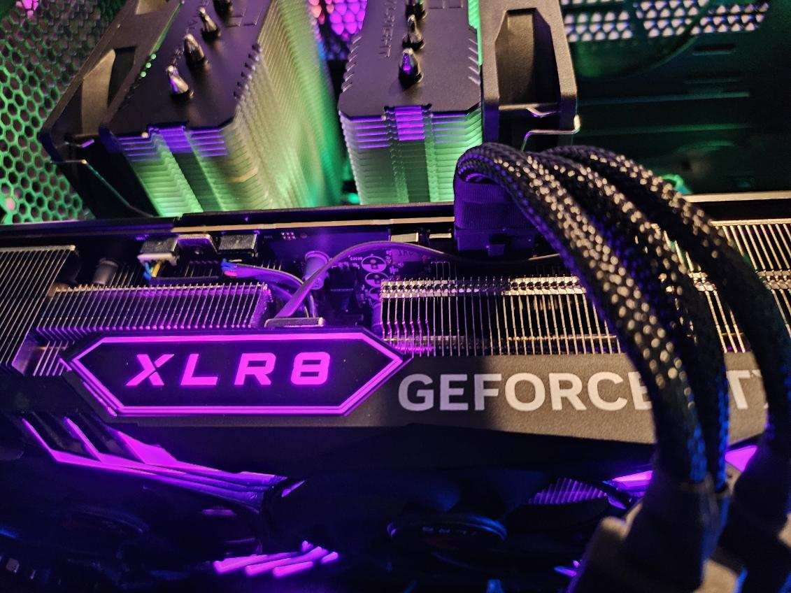 PC Top: AMD 7800x3D & RTX 5080 PC